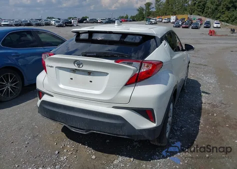 2021 Toyota C-Hr Le z USA, uszkodzony, nr VIN JTNKHMBX6M1105091